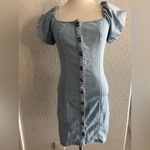 Blashe tight fit elastic denim dress.